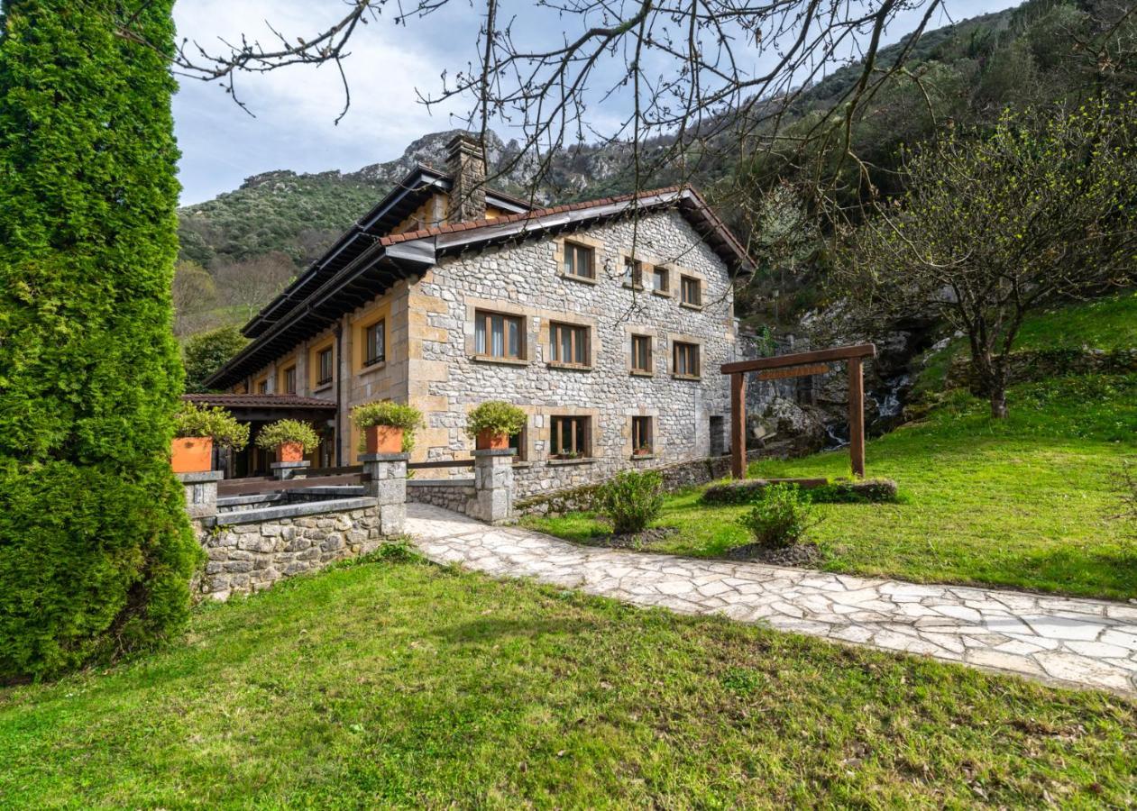 Logis Hotel Restaurante La Casa De Juansabeli Аренас-де-Кабралес Экстерьер фото